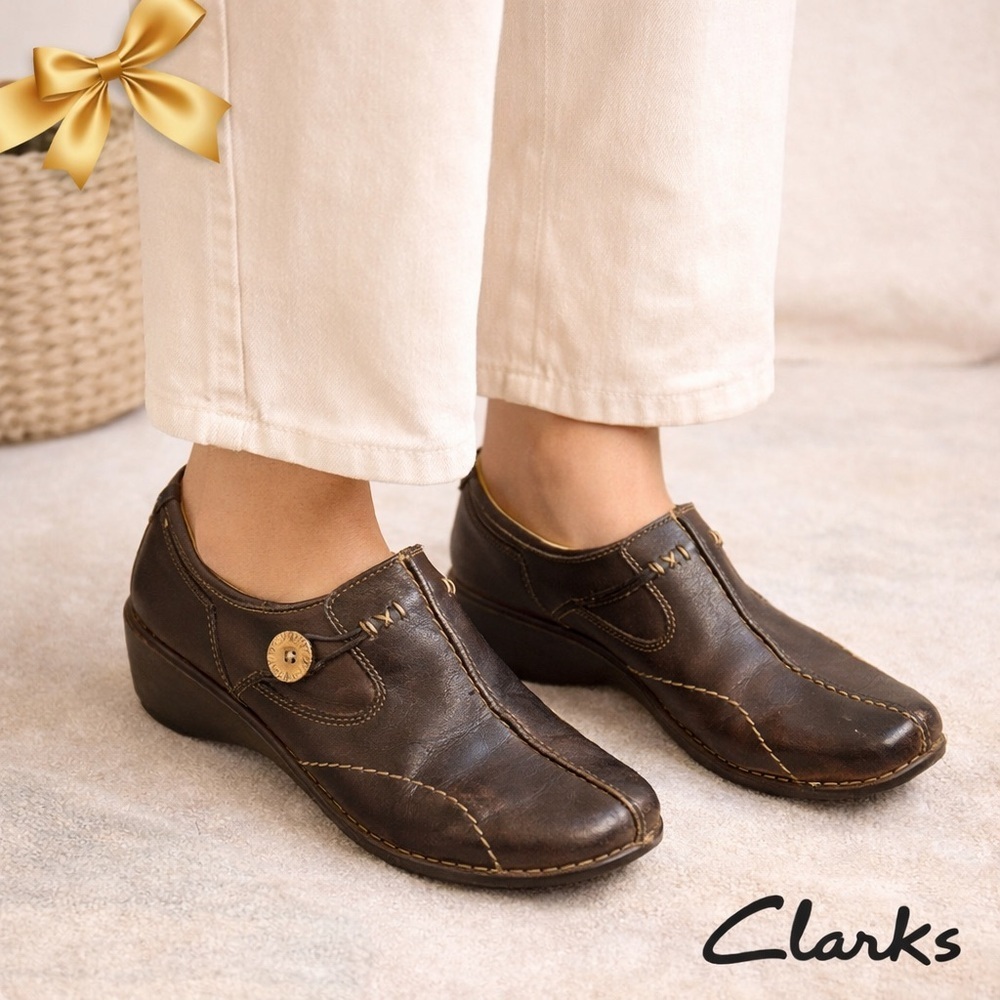 Clarks Unstructured Brown Leather Shoes 1 Inch Wedge Decorative Size 5 1/2